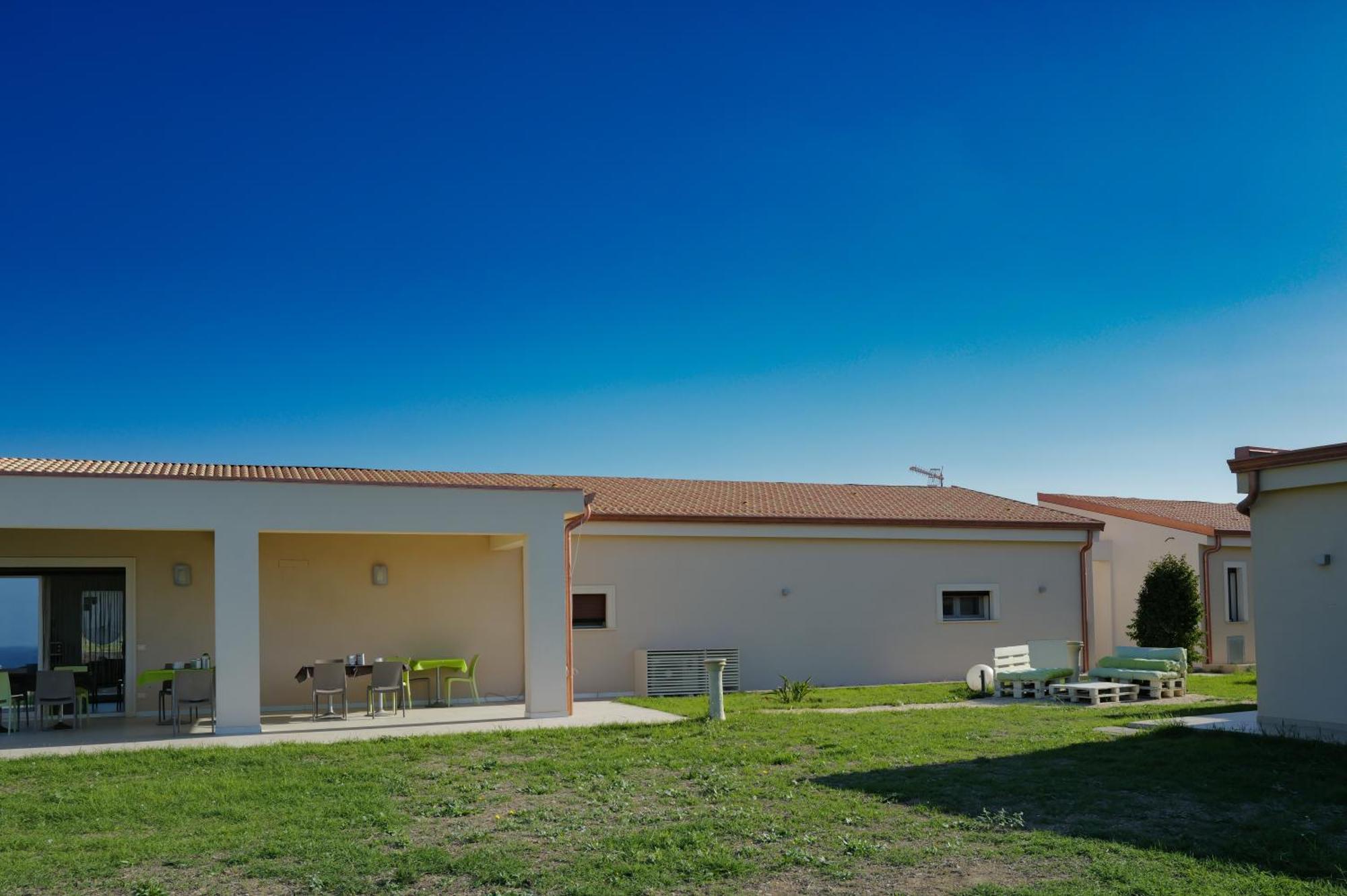 B&B L'Eden Di Capo Bianco Montallegro Exterior foto